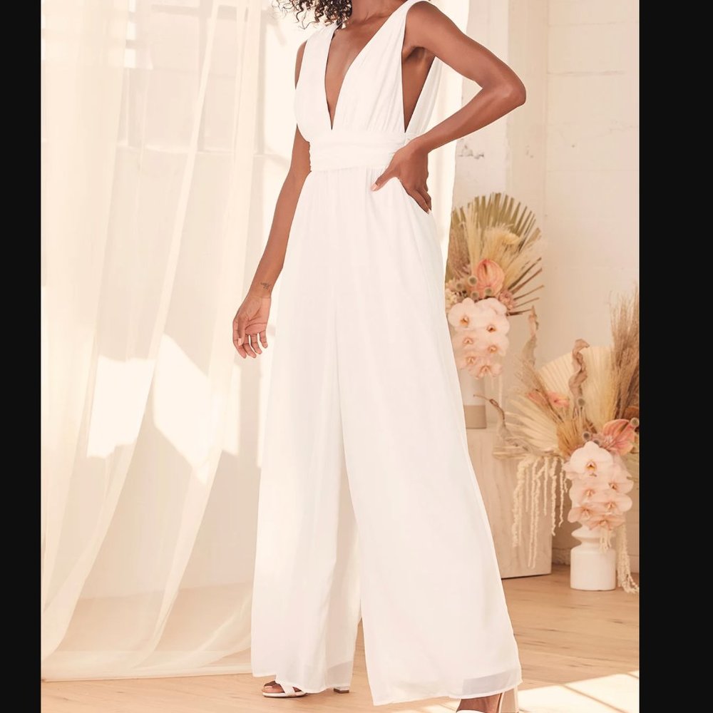 NWT Lulu's White Wide-Leg Jumpsuit